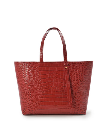 Imagen frontal de bolso shopping bag de piel grabada en coco color rojo  fabricado en Ubrique