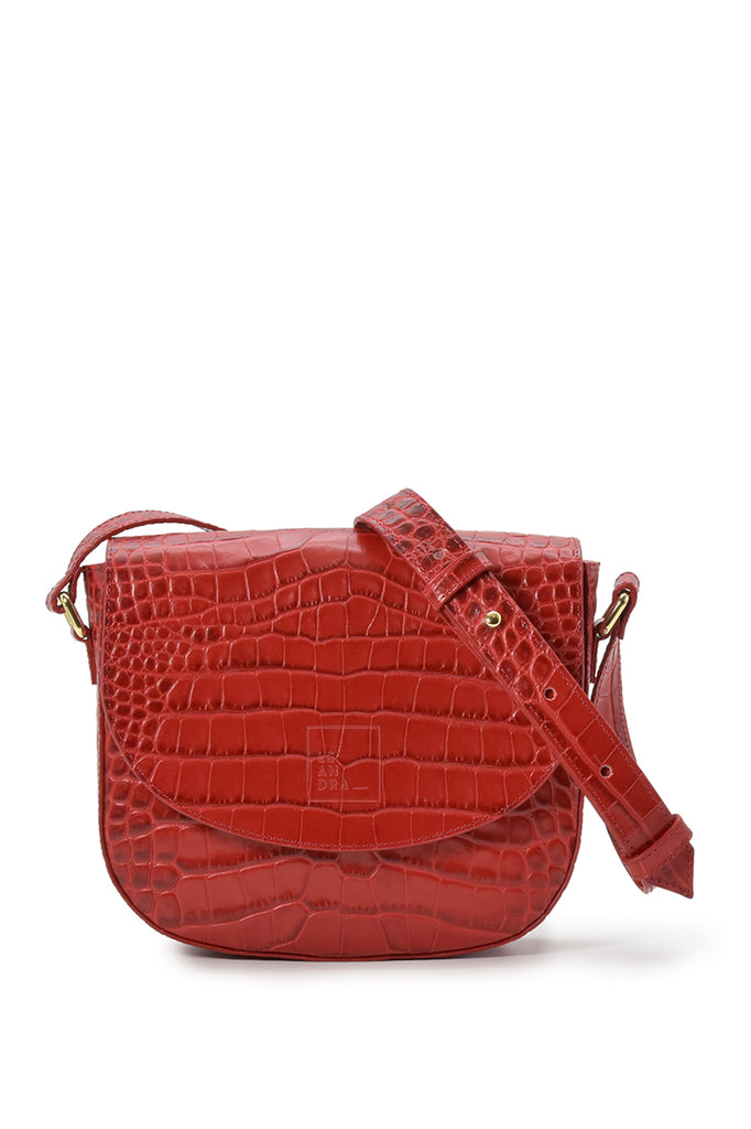 Bandolera de piel grabada en coco color rojo Leandra made in Spain a la venta en leandrabrand.com